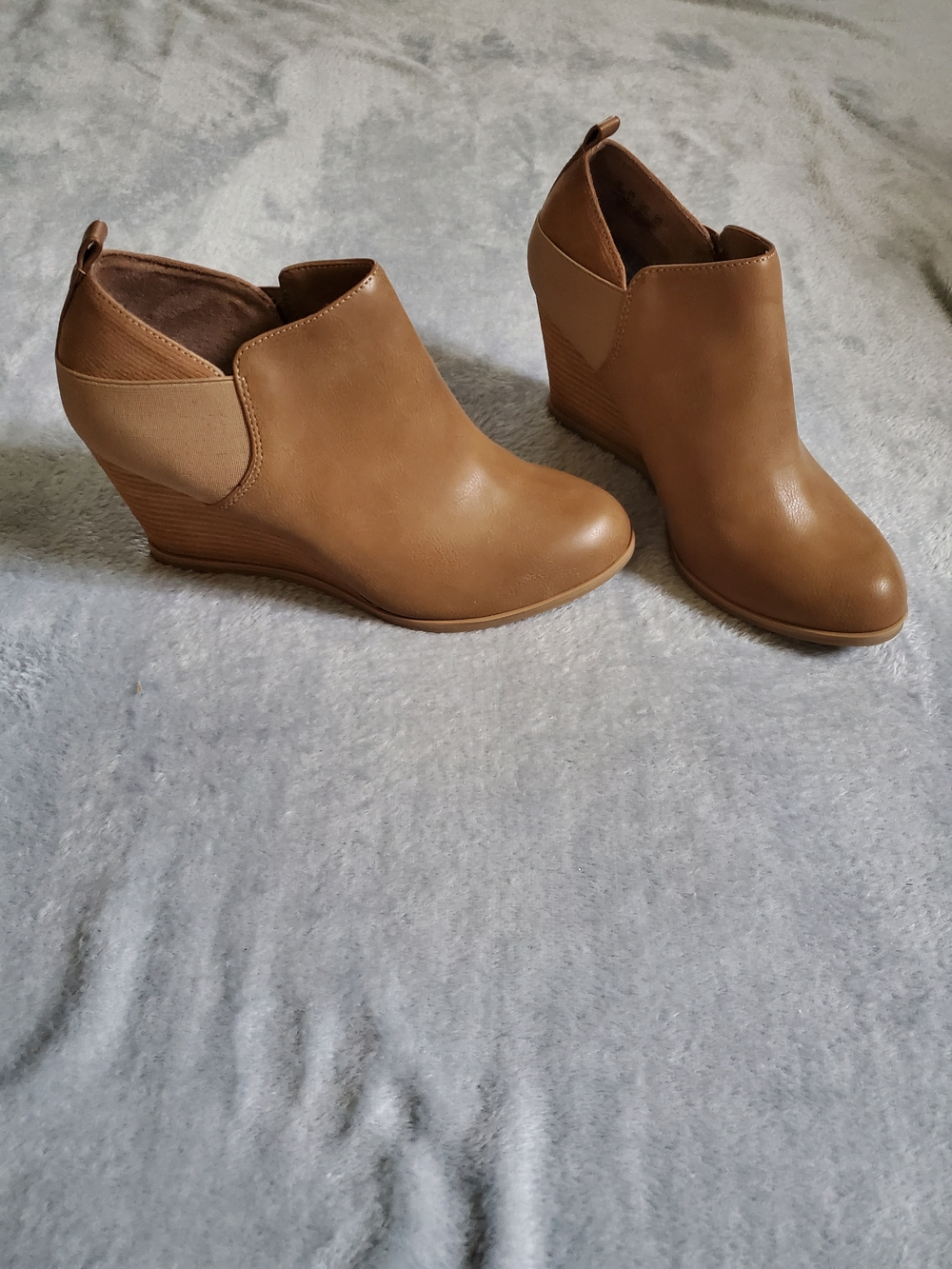 Dr. Scholl's Tan Wedge Ankle Booties